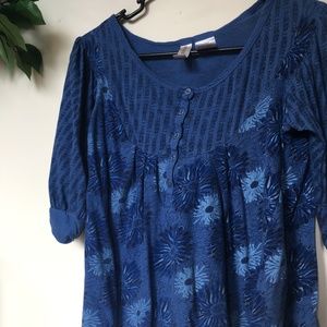 blue floral blouse